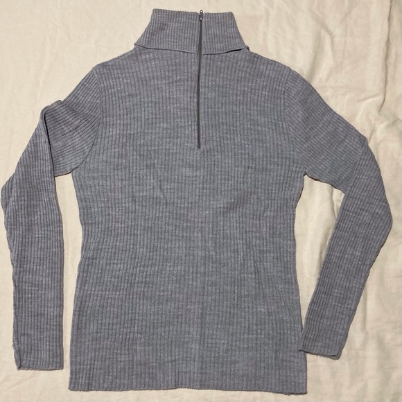 Vintage Sidney Gould Women's Gray Turtleneck Sweater | Dead Stock - NWT - Picture 4 of 10